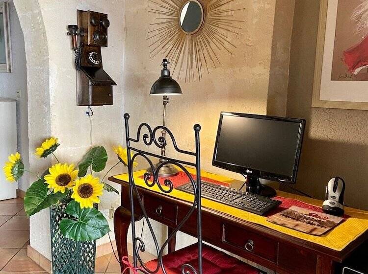 בית מלון כפרי Porte De Camargue