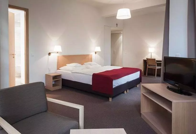 Hotelli Kardinal Schulte Haus