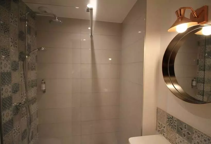 Hotel La Fontaine Caen Centre