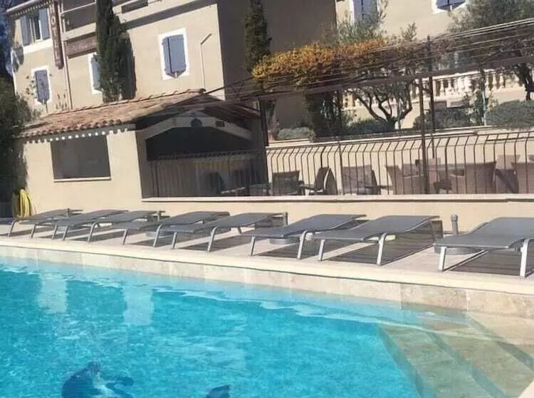 Hotell Le Pre Saint Michel