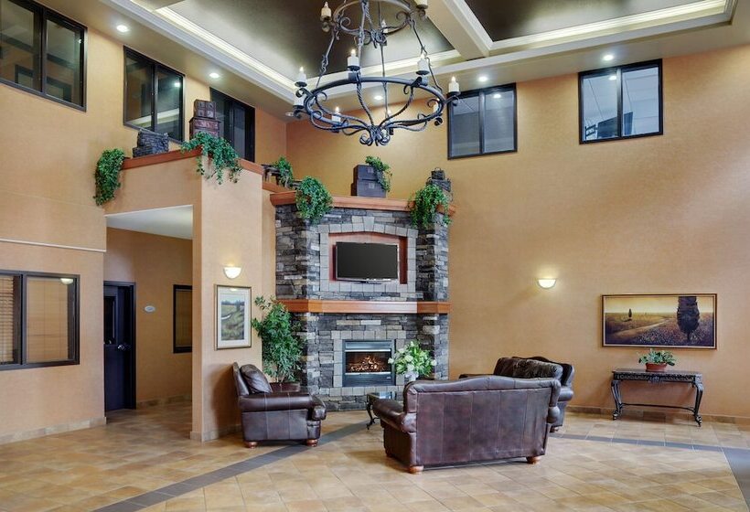 בית מלון כפרי Pomeroy Inn And Suites Chetwynd