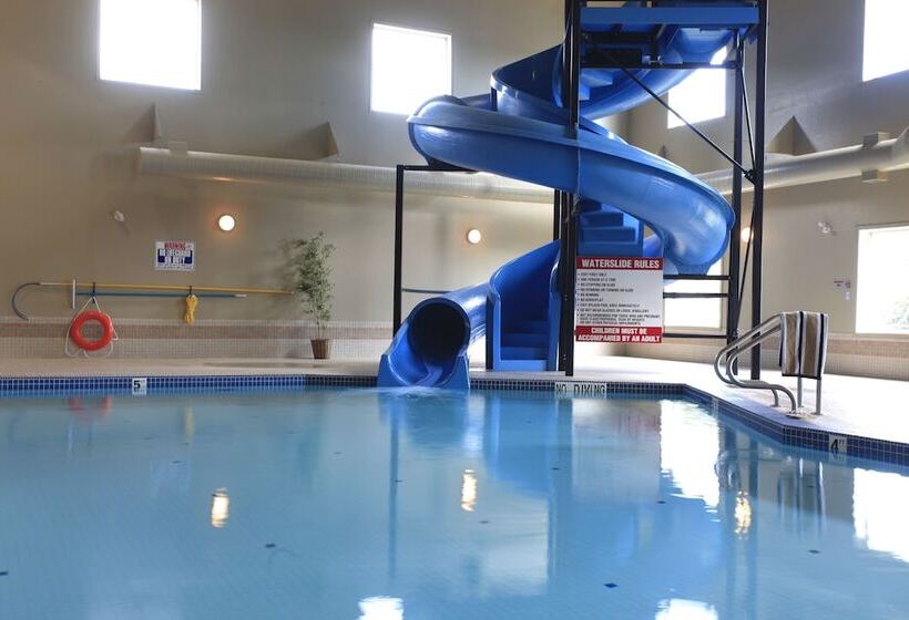 בית מלון כפרי Pomeroy Inn And Suites Chetwynd