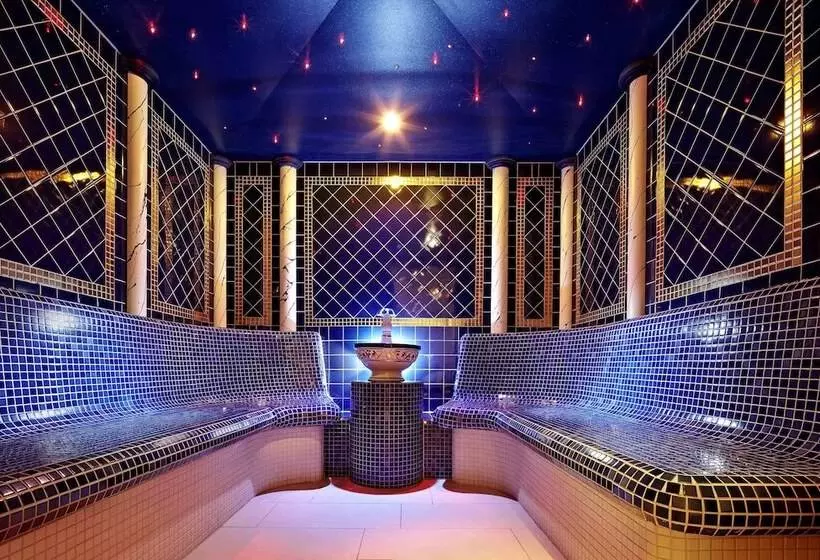 Отель Riedl Im Zillertal