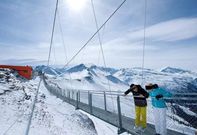 בית מלון כפרי Kur Sportpension Villa Anna