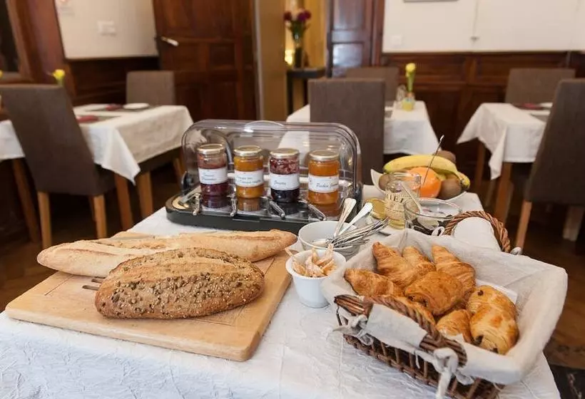 هتل Sainte Anne Apt