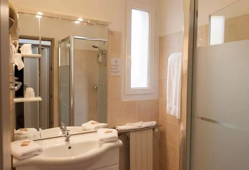 هتل Sainte Anne Apt