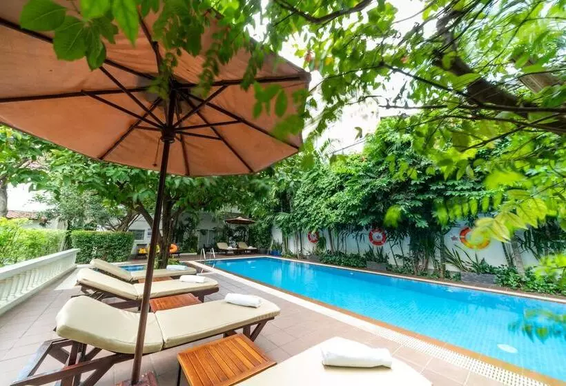 בית מלון כפרי Skyline Boutique