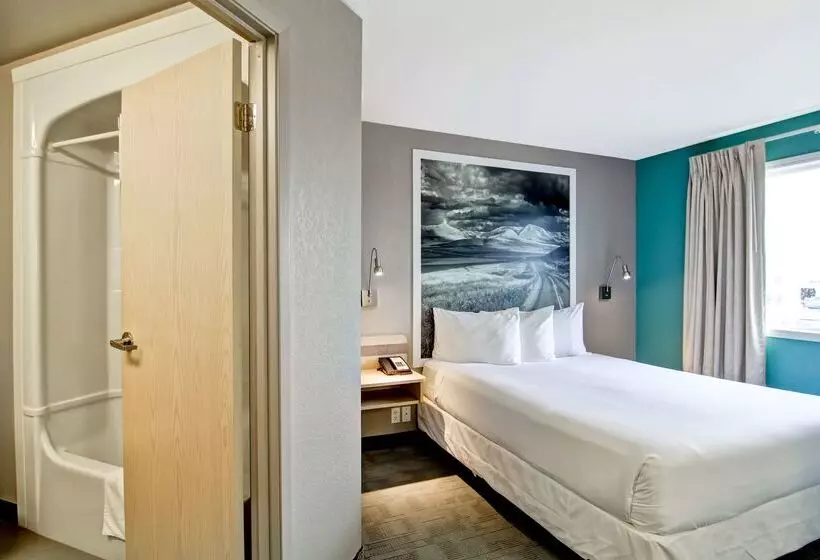 Мотель Home Inn Medicine Hat