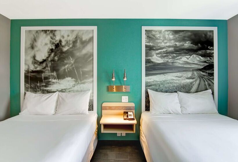 Мотель Home Inn Medicine Hat