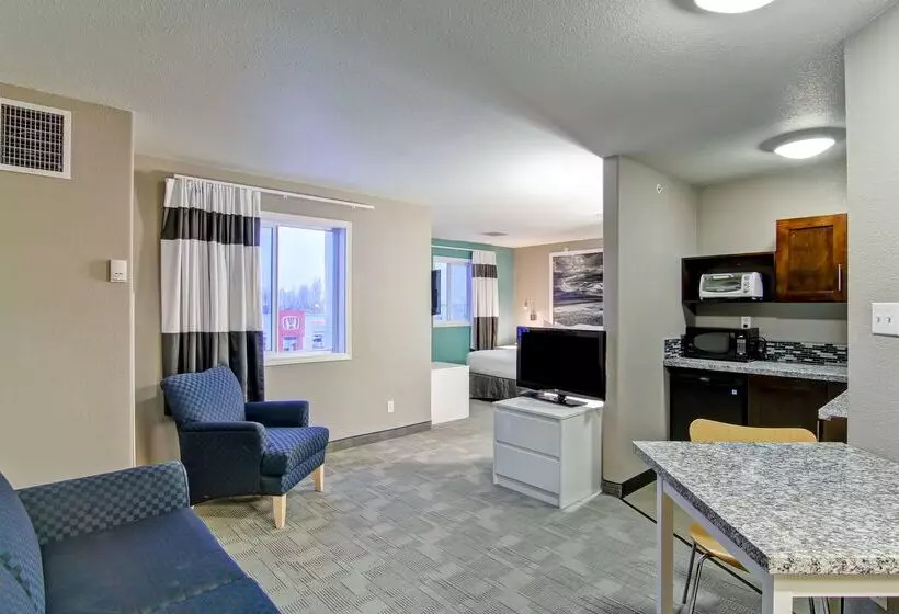 Мотель Home Inn Medicine Hat