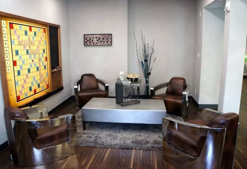 Мотель Home Inn Medicine Hat