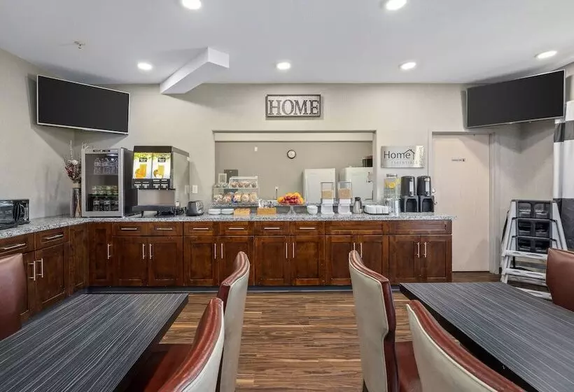 Мотель Home Inn Medicine Hat