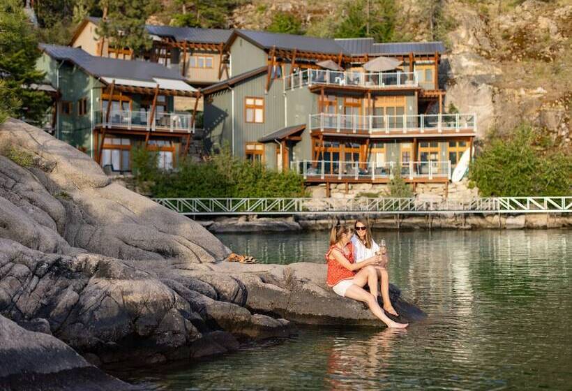 Курорт Outback Lakeside Vacation Homes