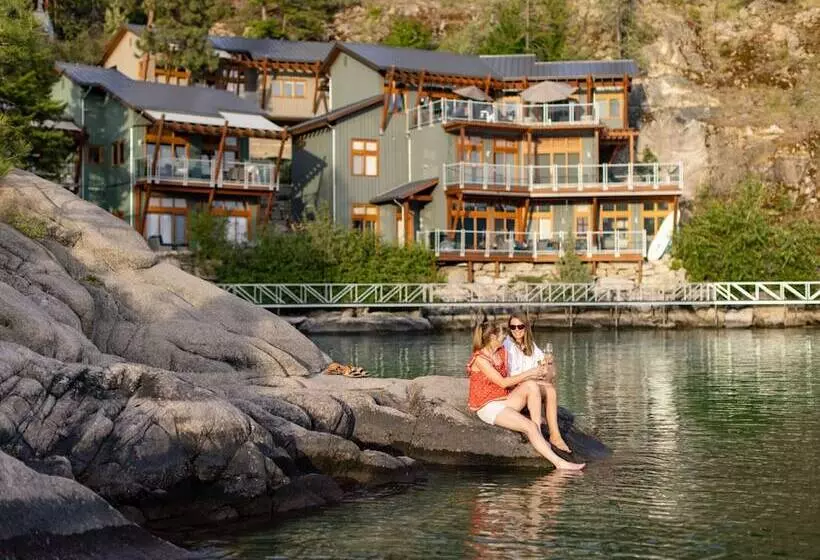 Курорт Outback Lakeside Vacation Homes