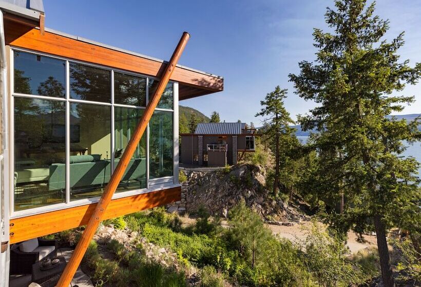 Курорт Outback Lakeside Vacation Homes