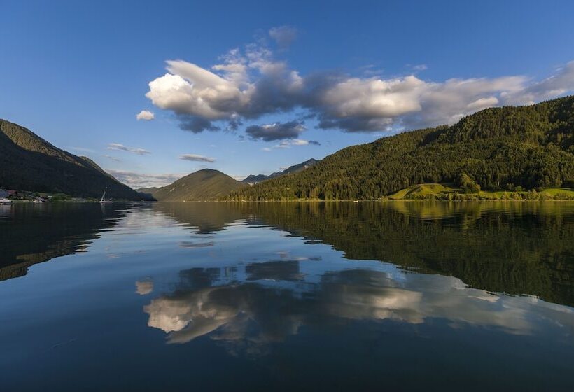 Strandhotel Am Weissensee