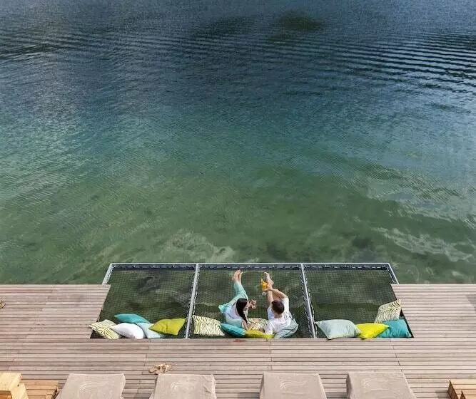 Strandhotel Am Weissensee