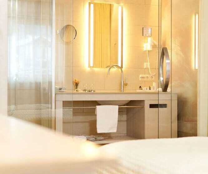 Strandhotel Am Weissensee