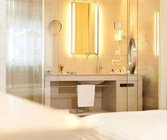 Strandhotel Am Weissensee