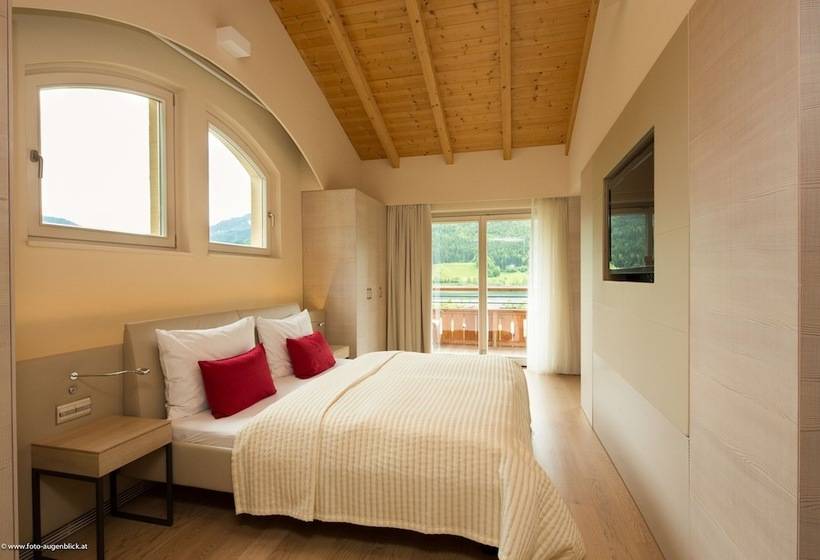 Strandhotel Am Weissensee