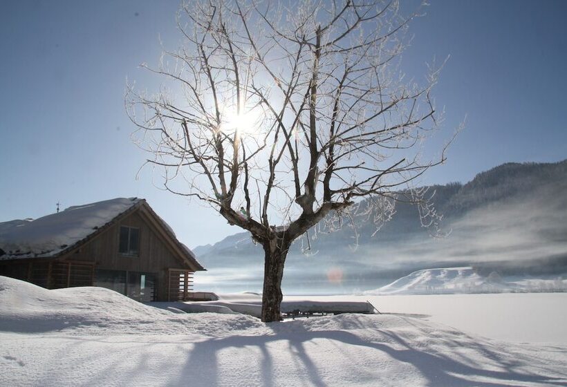 Strandhotel Am Weissensee