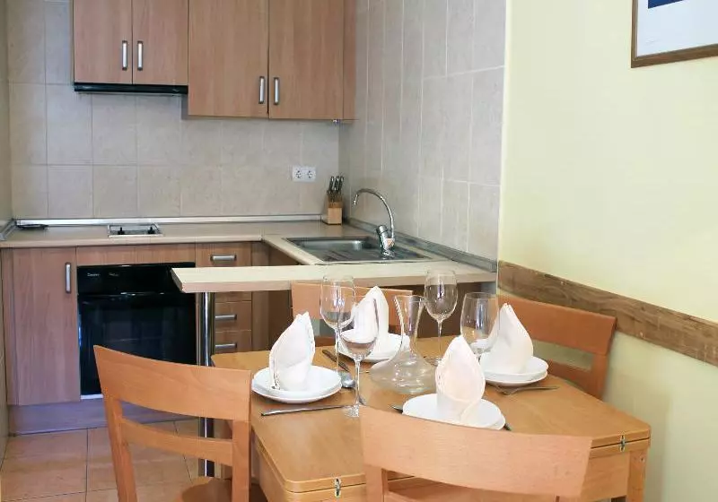 Apartamentos Arans 3000