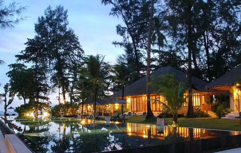 Bangsak Village Adults Only Sha Extra Plus