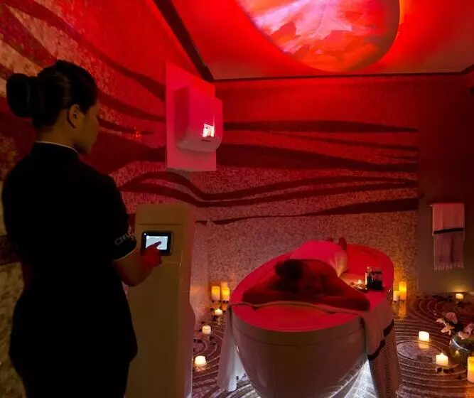 Damac Maison Mall Street