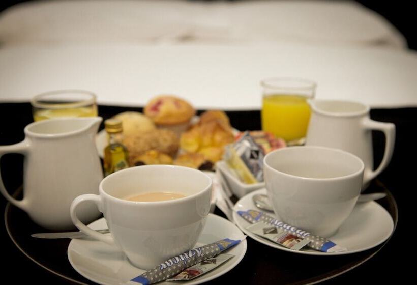 مسافرخانه Vitium Urban Suites