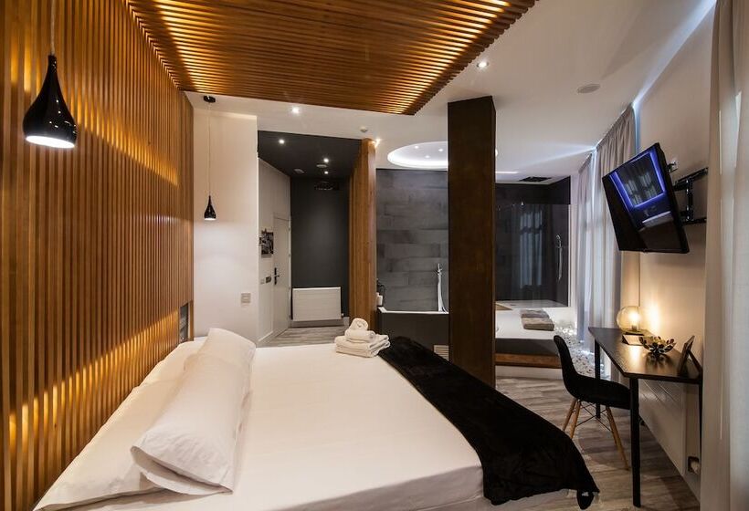 مسافرخانه Vitium Urban Suites