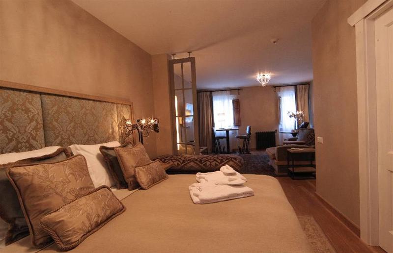 Boutique Hotel Casa Granados