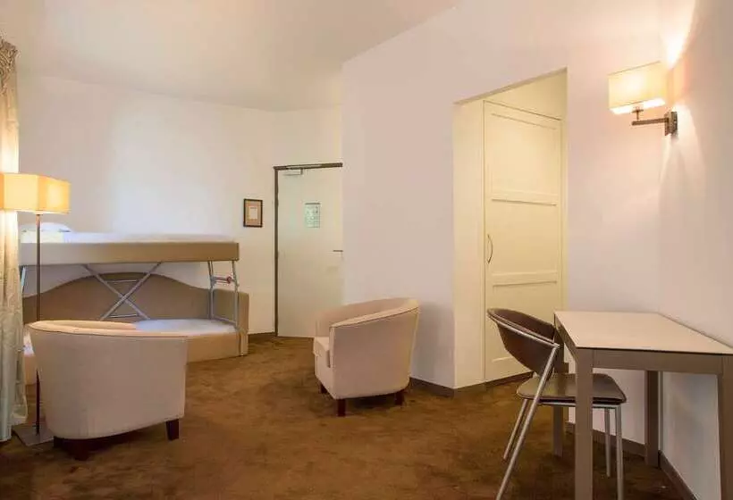 בית מלון כפרי Clos De Vallombreuse, The Originals Relais