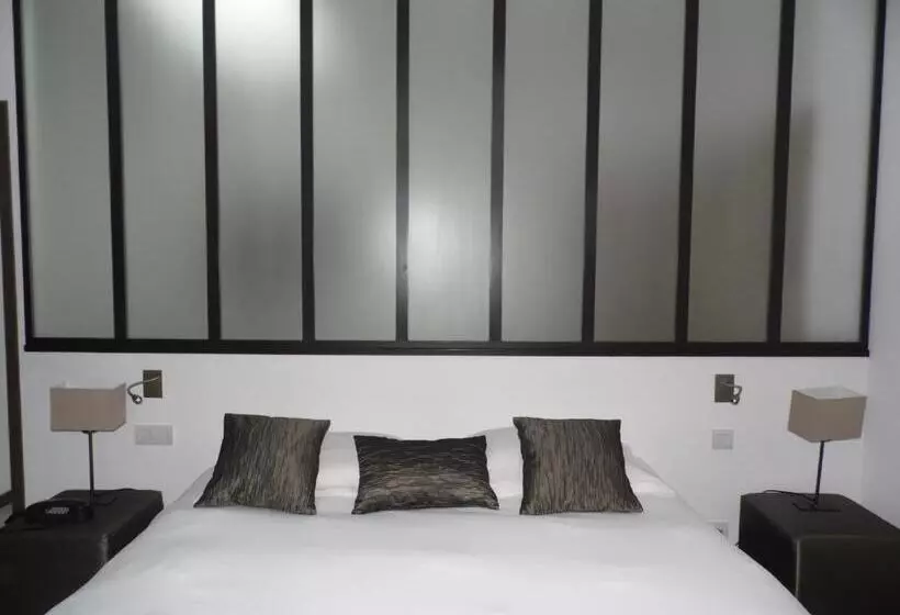 בית מלון כפרי Clos De Vallombreuse, The Originals Relais