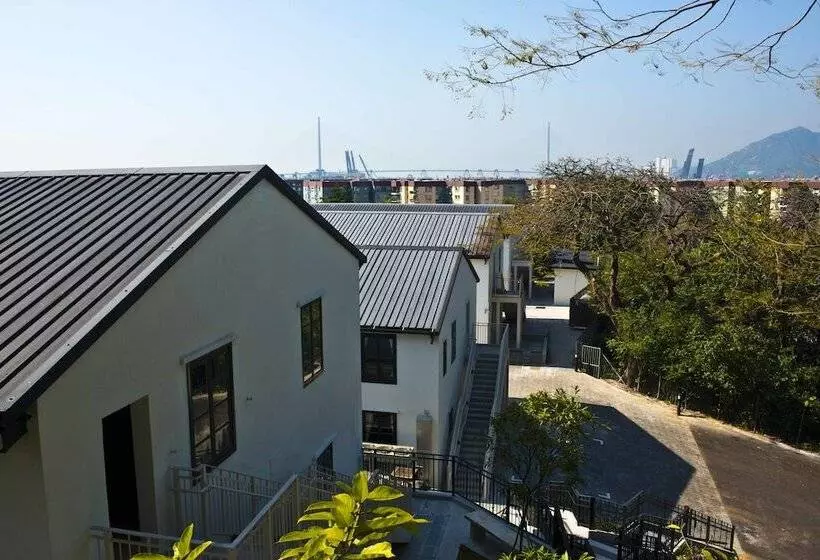 هتل Heritage Lodge