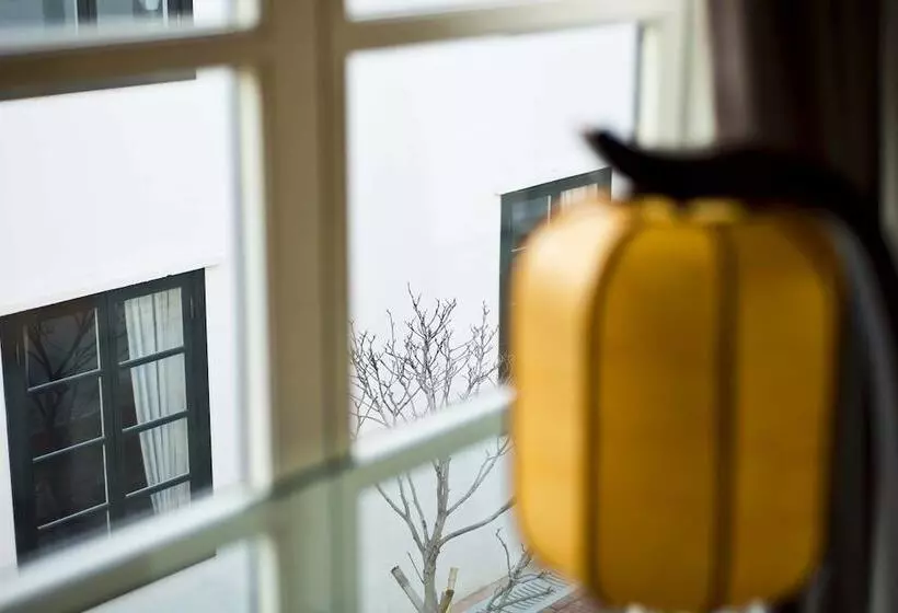 هتل Heritage Lodge