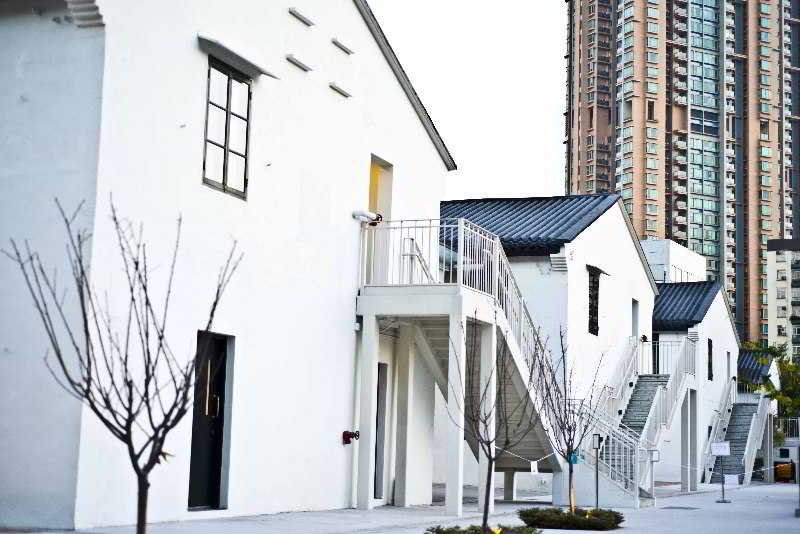 هتل Heritage Lodge