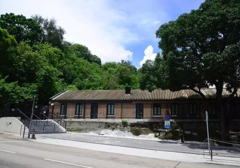 هتل Heritage Lodge