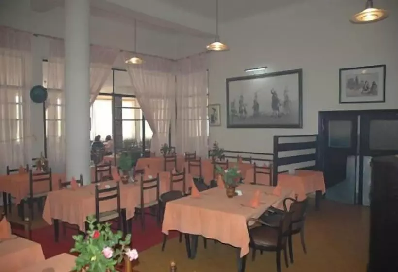 هتل Hôtel El Ayachi