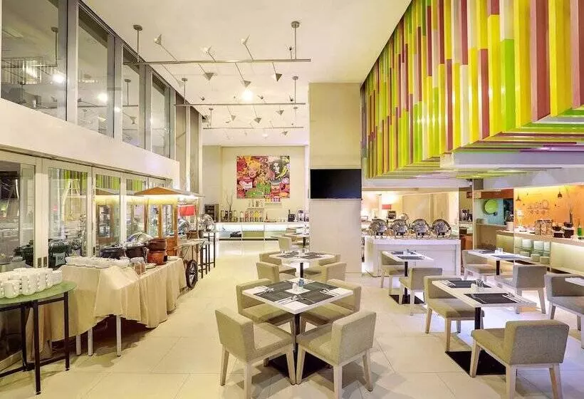 酒店 Ibis Styles Jakarta Gajah Mada