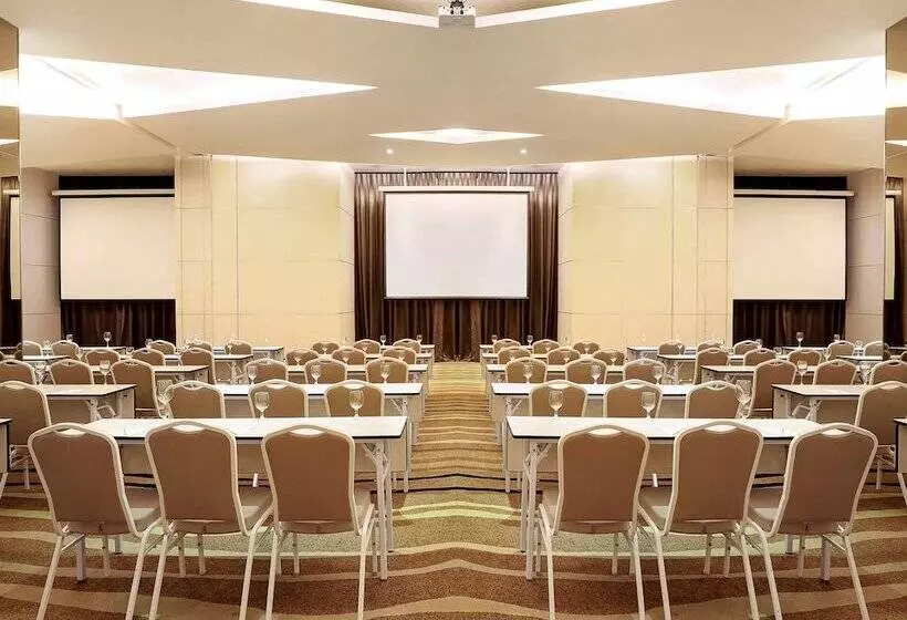 酒店 Ibis Styles Jakarta Gajah Mada