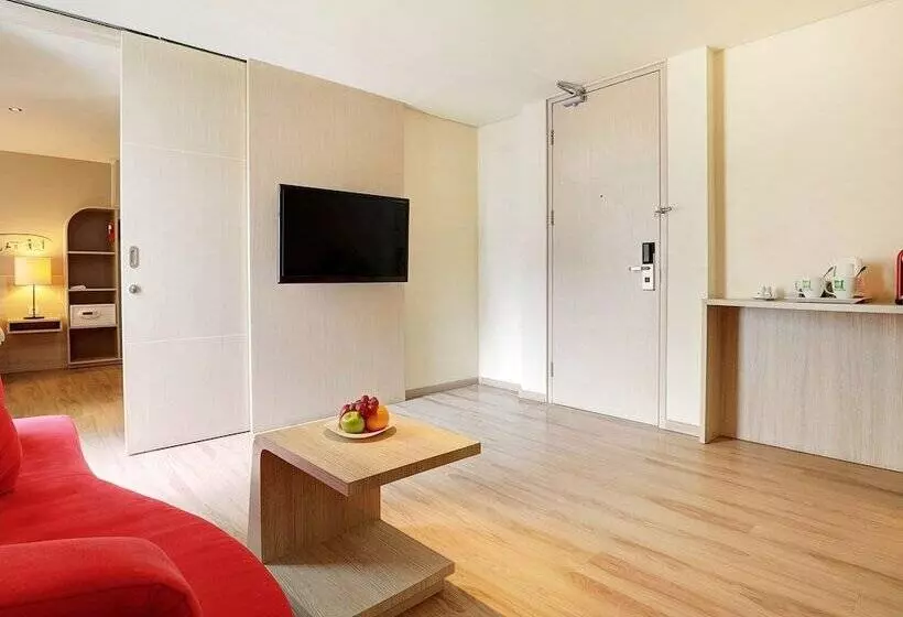 酒店 Ibis Styles Jakarta Gajah Mada