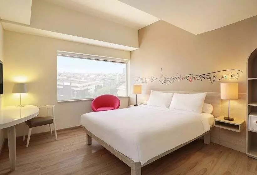 酒店 Ibis Styles Jakarta Gajah Mada