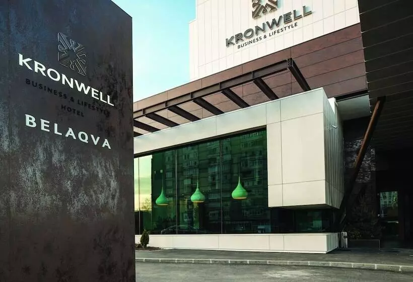 호텔 Kronwell Brasov