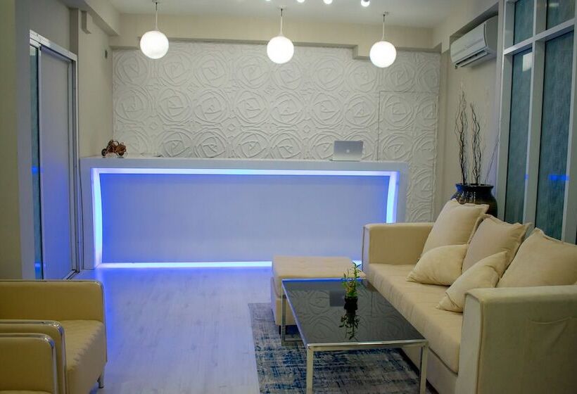 هتل Local Escape Boutique