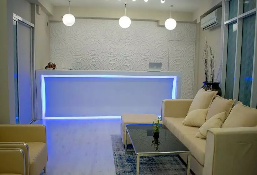 هتل Local Escape Boutique