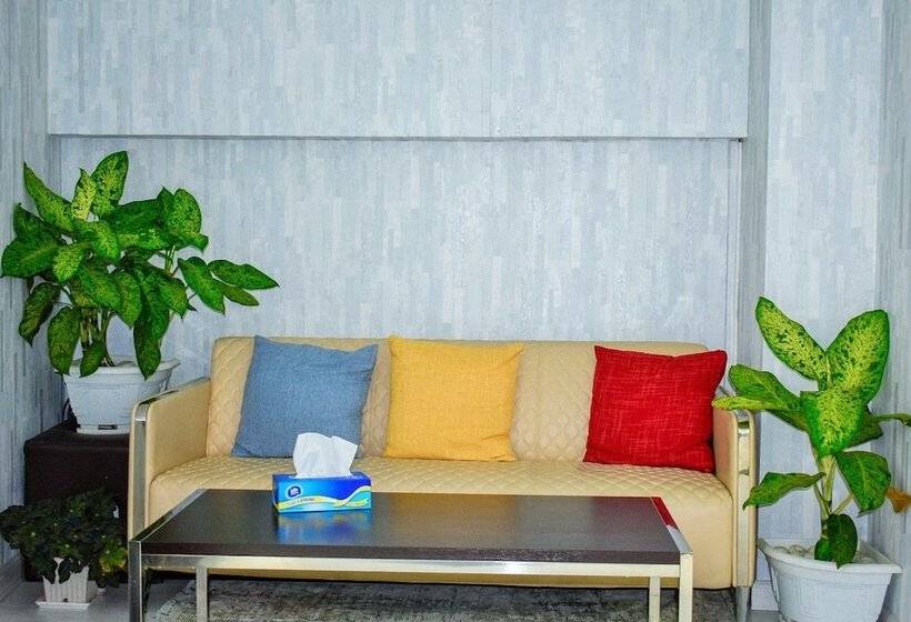 هتل Local Escape Boutique