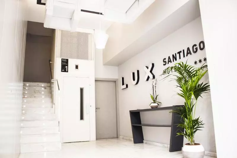 Hotel Lux Santiago