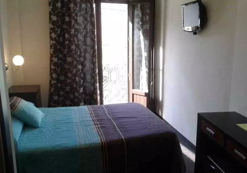 هتل Nieves Chipiona