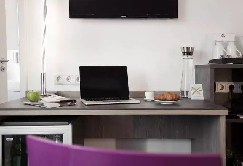 هتل Nikolai Residence