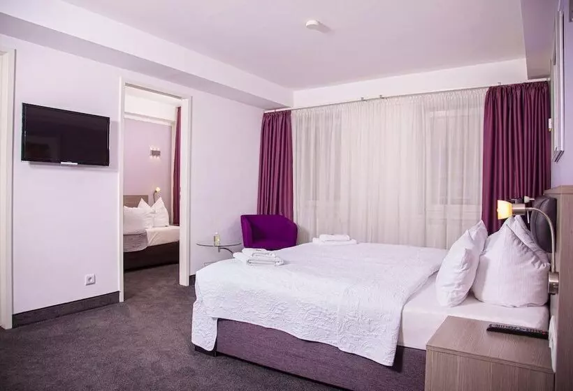 هتل Nikolai Residence